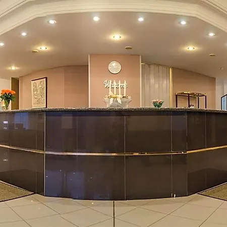 West 3* Bratislava
