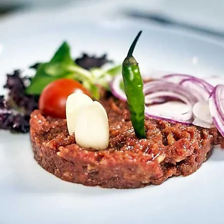 West 3* Bratislava