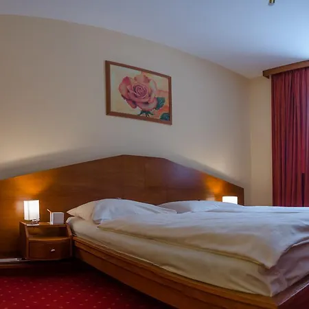 Hotel West Bratislava
