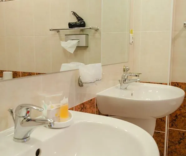 Hotell West Bratislava